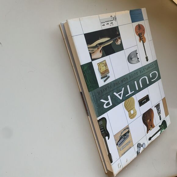 GUITAR A COMPLETE GUIDE FOR THE PLAYER Hardcover BOOK - Picture 5 of 11